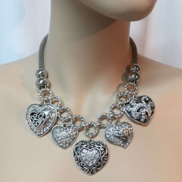 💛Stunning Multi Heart Charm Necklace - Picture 2 of 6